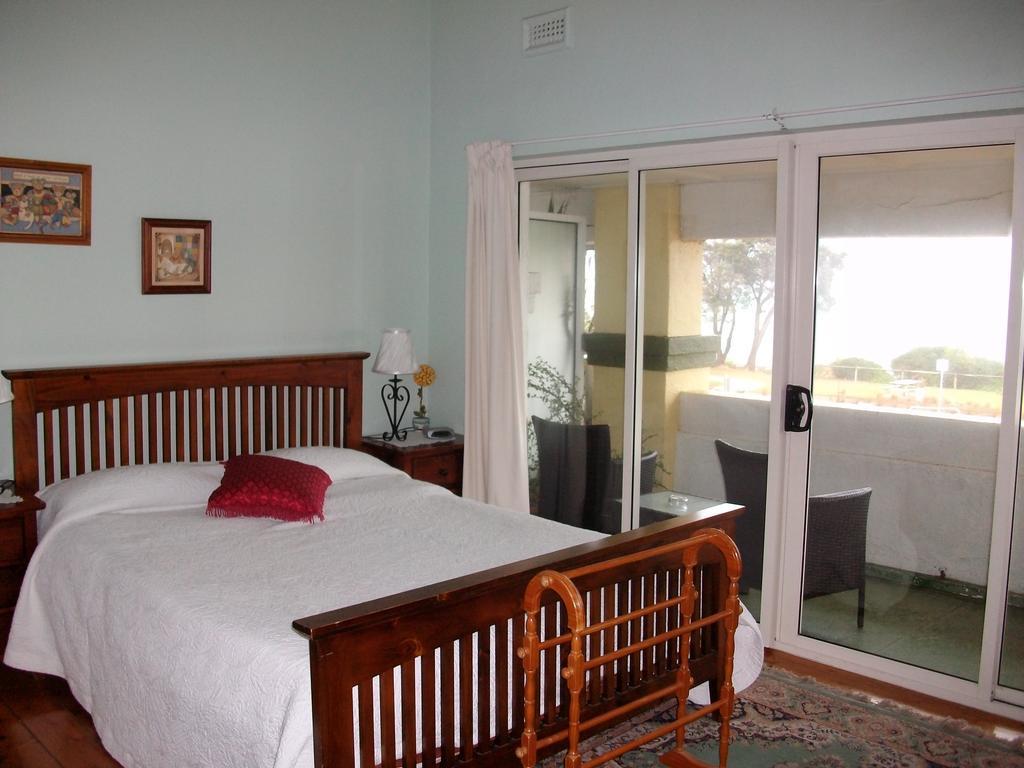 Stella'S Dromana Hotel Стая снимка