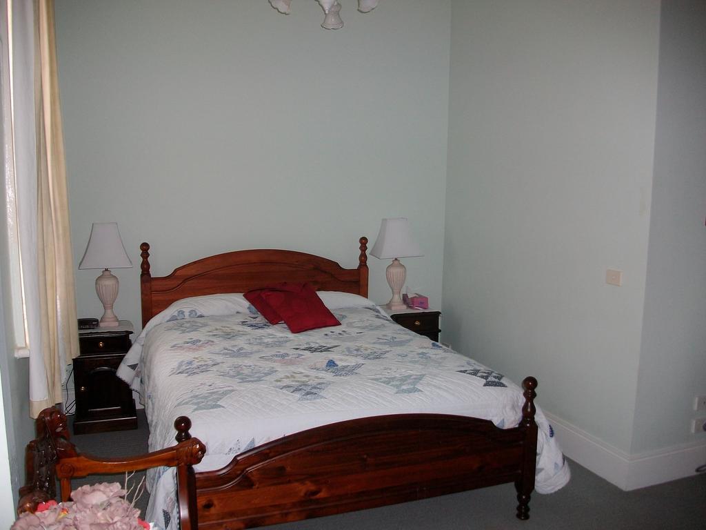 Stella'S Dromana Hotel Стая снимка